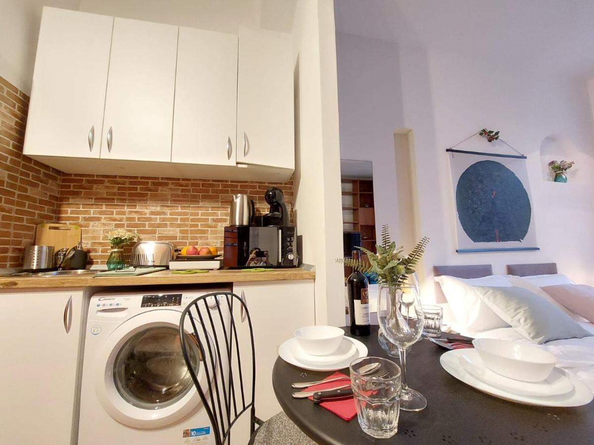 Sweet Dreams Suites Cosy Studio Piata Romana Βουκουρέστι Εξωτερικό φωτογραφία