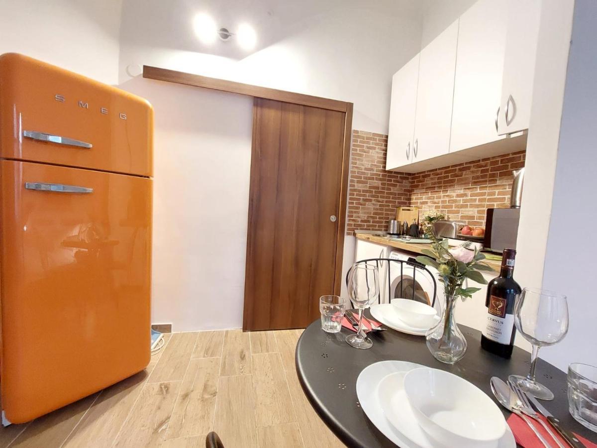 Sweet Dreams Suites Cosy Studio Piata Romana Βουκουρέστι Εξωτερικό φωτογραφία
