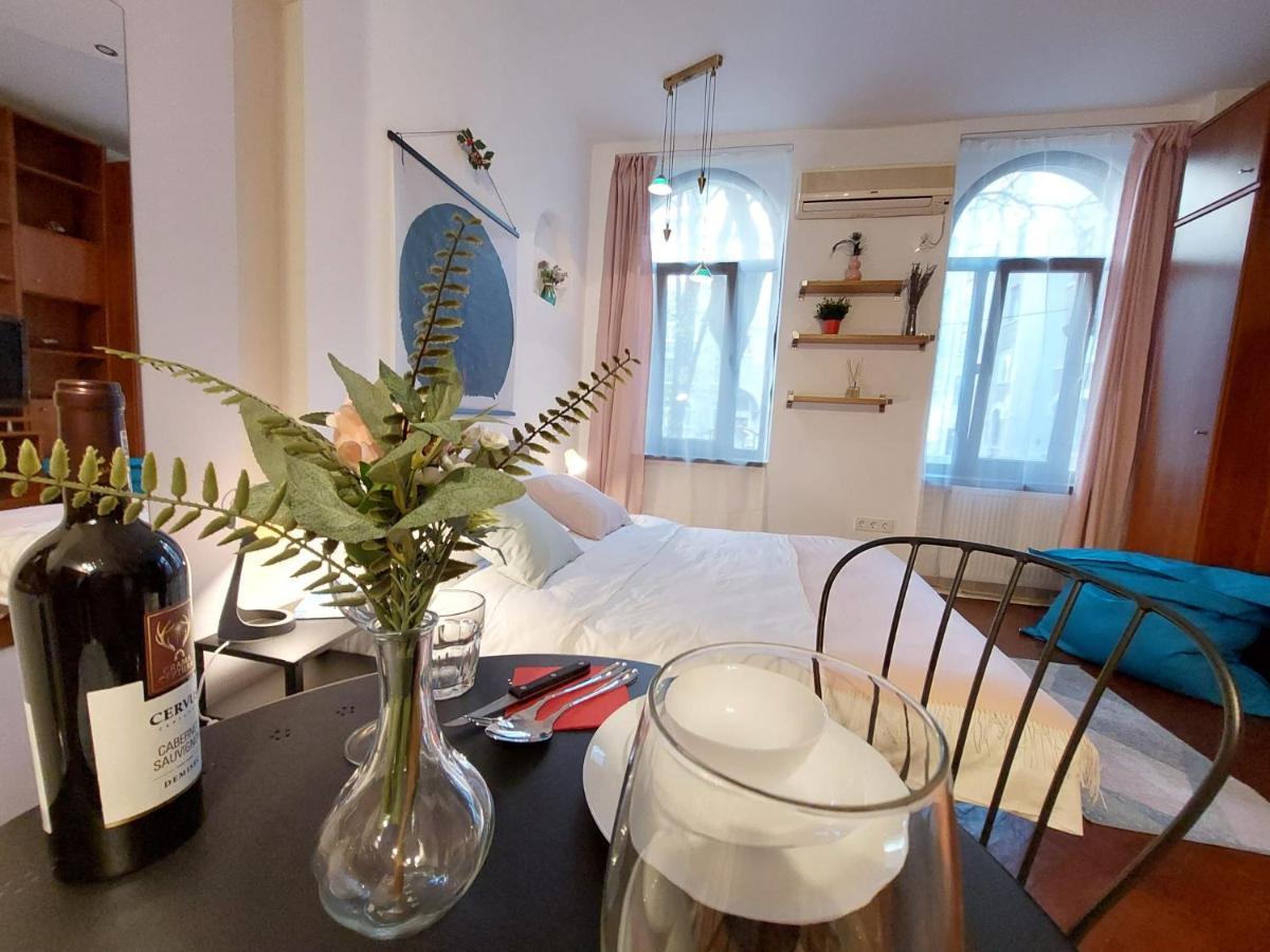 Sweet Dreams Suites Cosy Studio Piata Romana Βουκουρέστι Εξωτερικό φωτογραφία